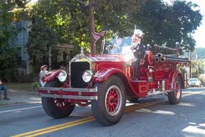 Vintage fire truck in 2013 parade
